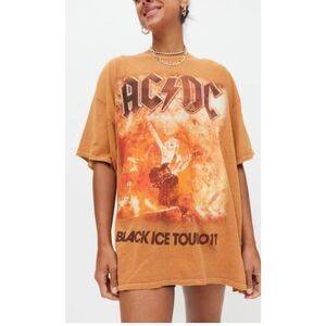 AC/DC Urban Outfitters UO Black Ice Tour 2011 Oversized Distressed Band Tee S/M